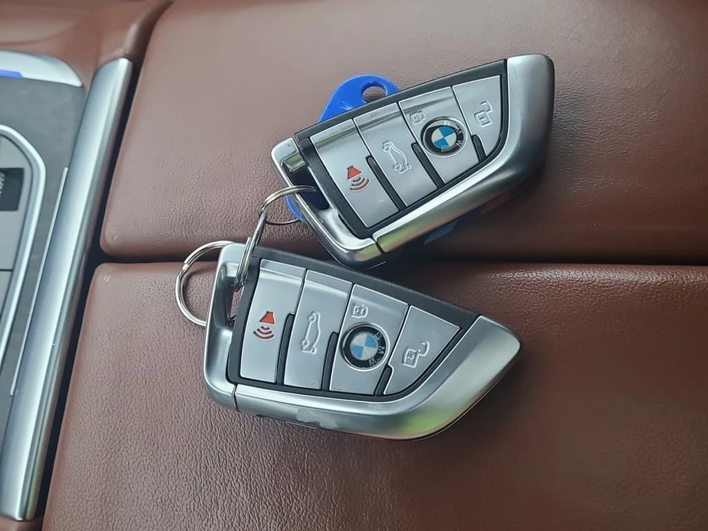 BMW X7 * XDRIVE40I * CARFAX *    | Mobile.bg   8