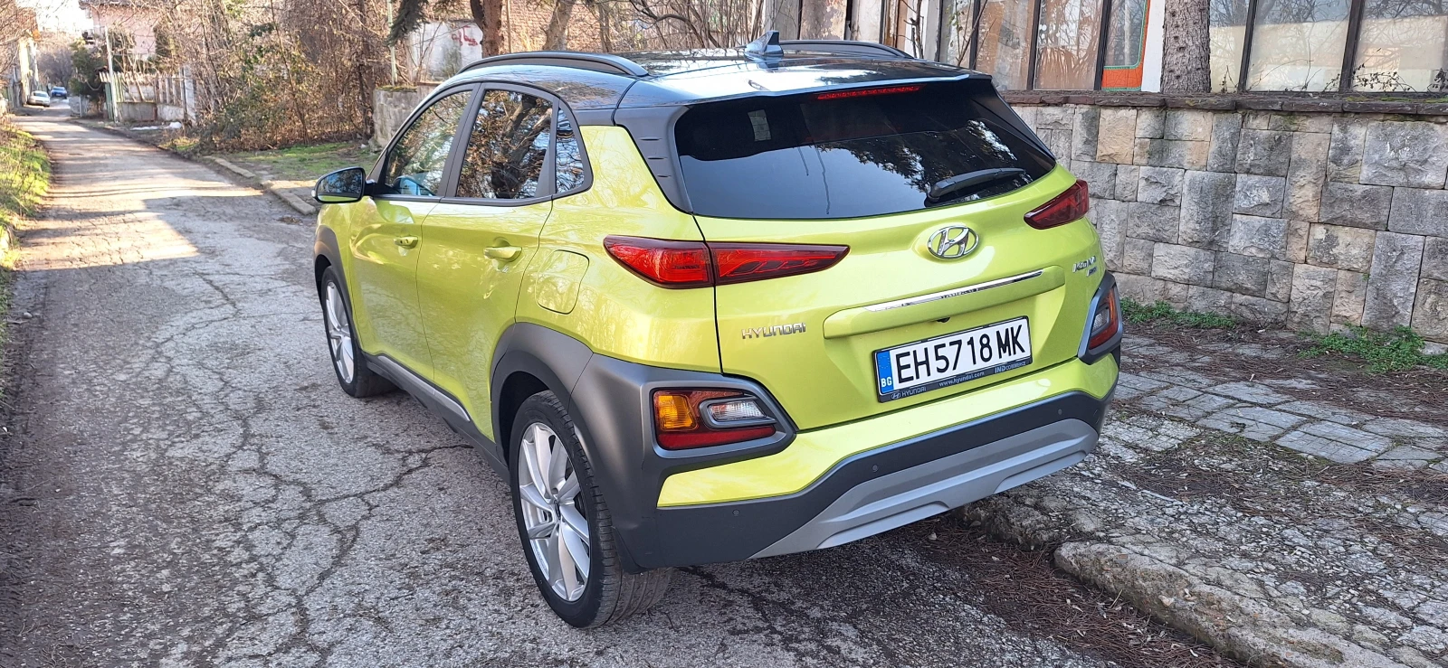 Hyundai Kona 4х4  Газ/Бензин, Закупен от Хюндай България - изображение 3