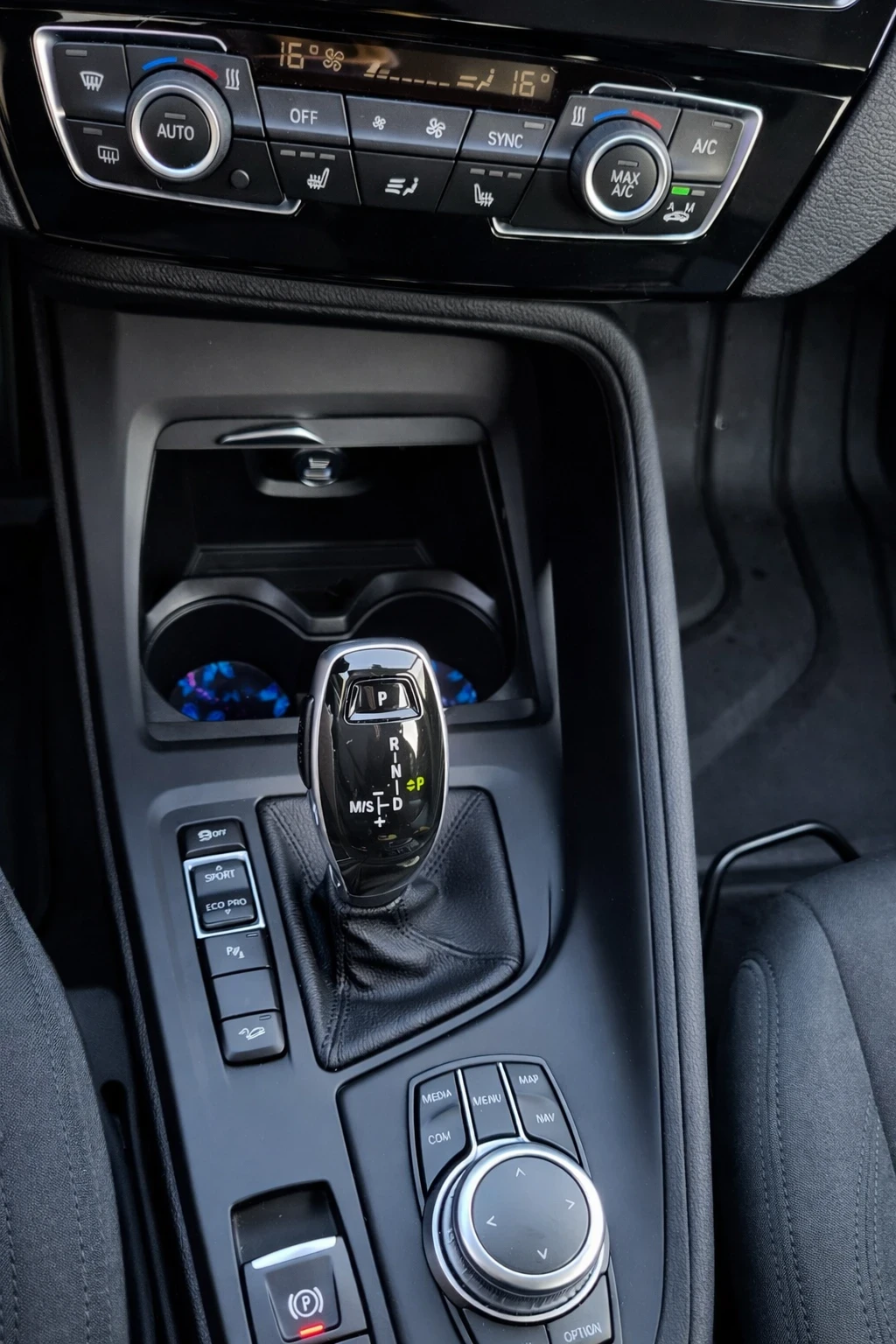 BMW X1 XDrive20i M Car Гаранция, снимка 12 - Автомобили и джипове - 53750777