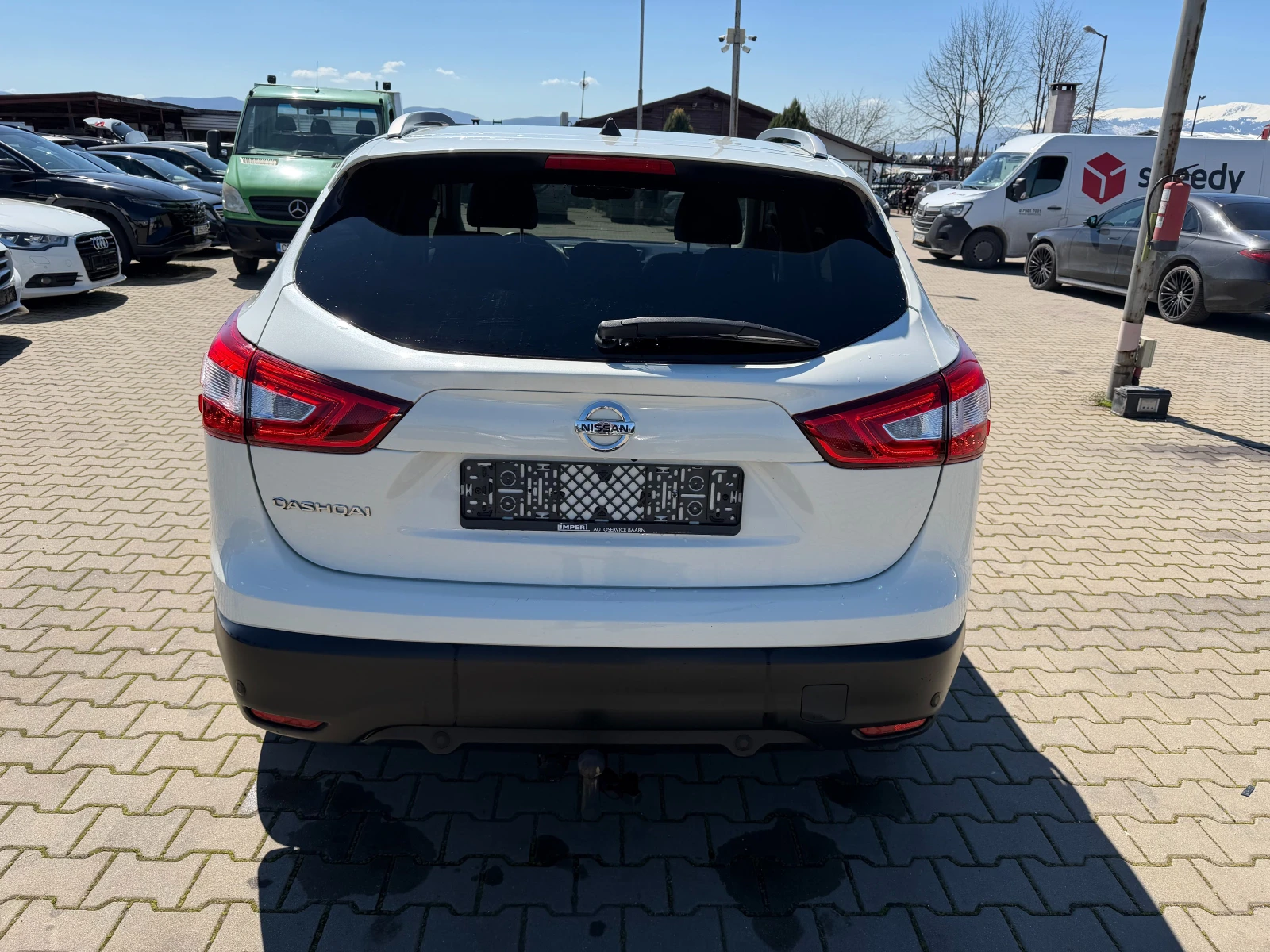 Nissan Qashqai 1.2i AVTOMAT/NAVI/KOJA/KAMERA 360/PANORAMA EURO 6 , снимка 7 - Автомобили и джипове - 54111415