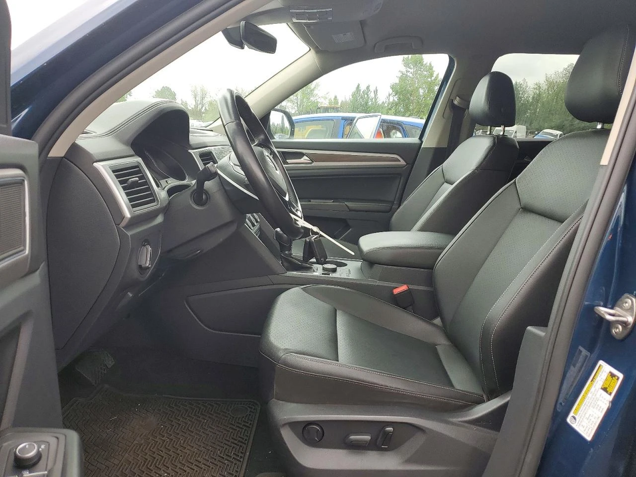 VW Atlas SE, снимка 7 - Автомобили и джипове - 54615865
