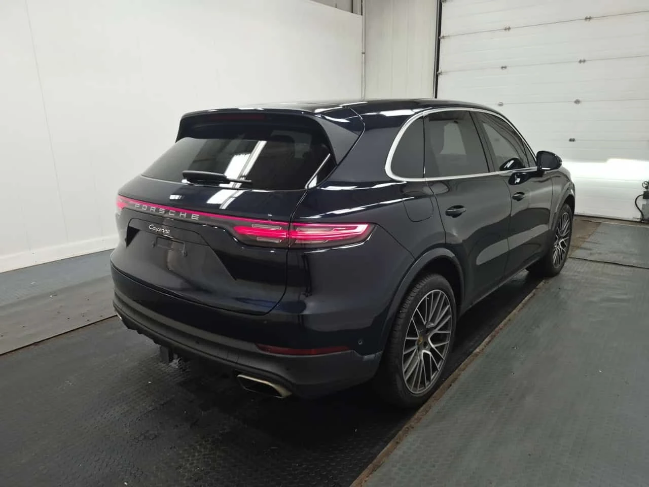 Porsche Cayenne /360/DISTRONIC/MATRIX/BOSE | Mobile.bg � ����������� 3