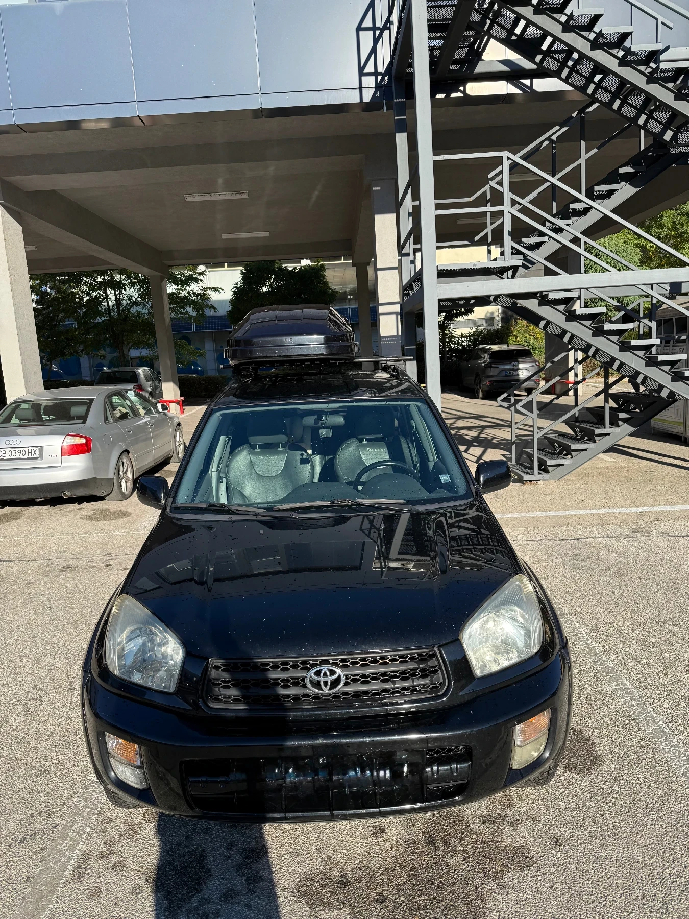 Toyota Rav4, снимка 8 - Автомобили и джипове - 56349980