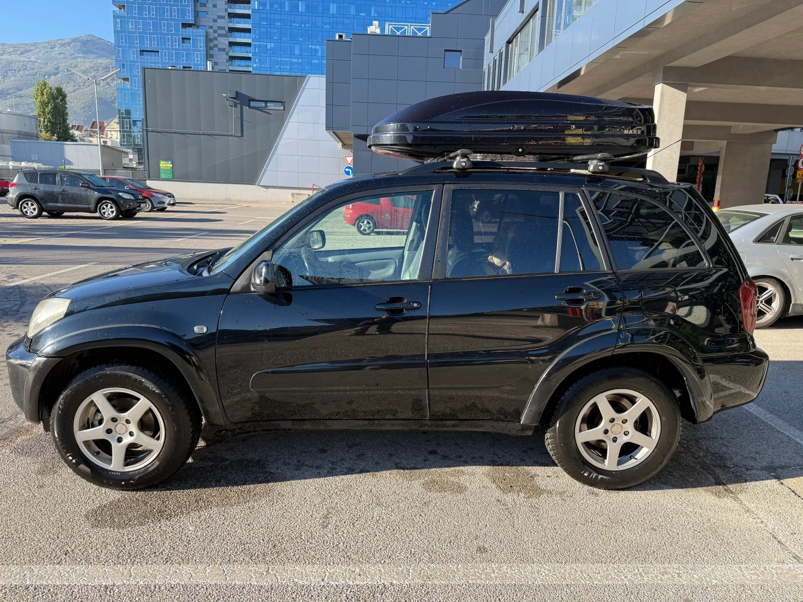 Toyota Rav4, снимка 9 - Автомобили и джипове - 56349980