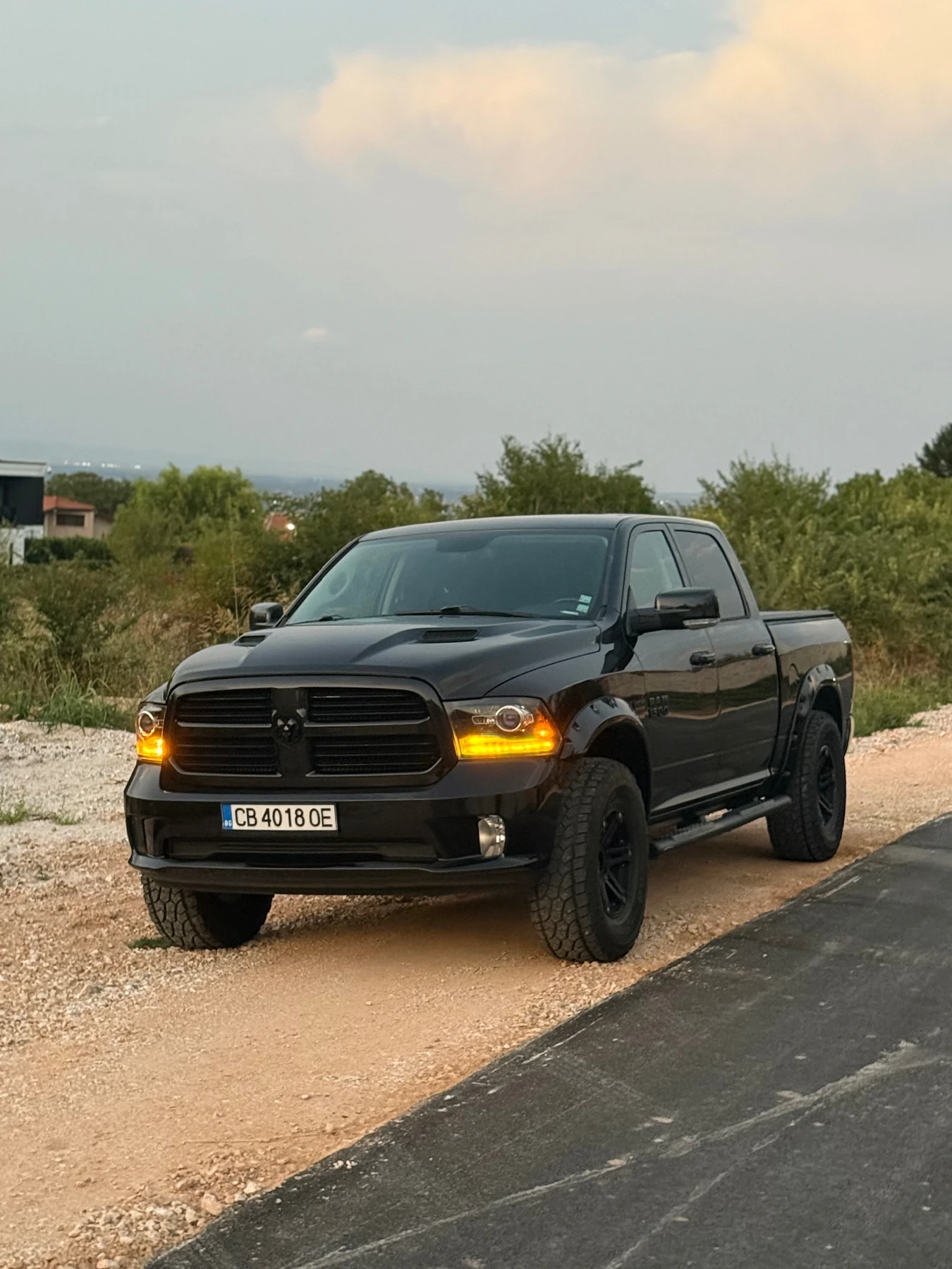 Dodge RAM 1500  ОБСЛУЖЕН ГАЗ ТОП, снимка 14 - Автомобили и джипове - 56465371