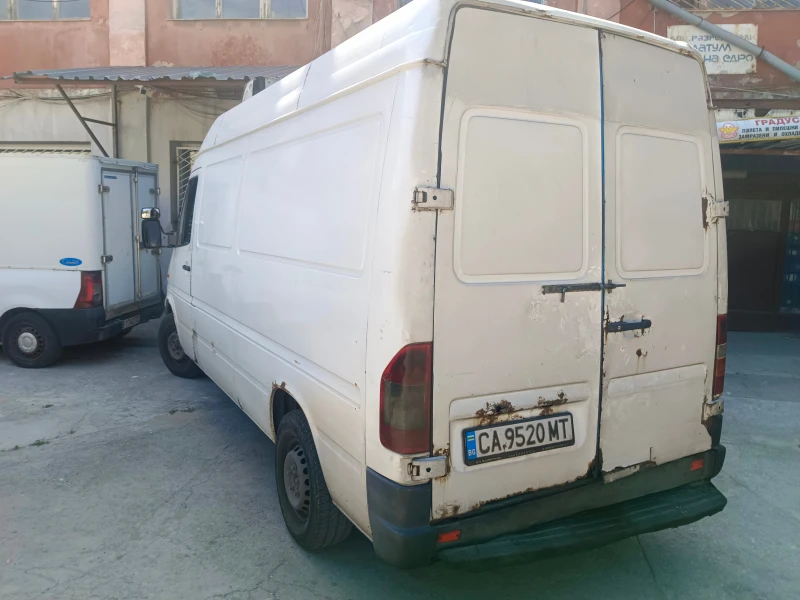 Mercedes-Benz 313 2, 2 130кс ХЛАДИЛЕН, снимка 8 - Бусове и автобуси - 52473852