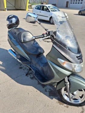 Suzuki Burgman Скутер, снимка 7