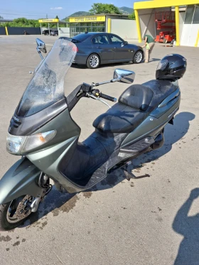 Suzuki Burgman Скутер, снимка 9