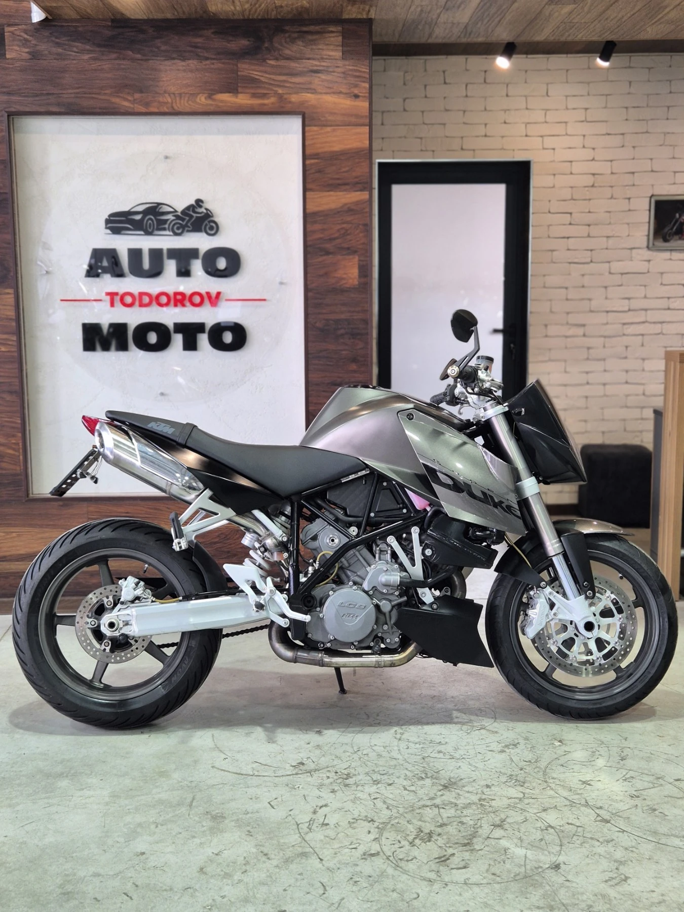 Ktm Super Duke 990 Нов внос от ШВЕЙЦАРИЯ!!!, снимка 8 - Мотоциклети и мототехника - 56071018