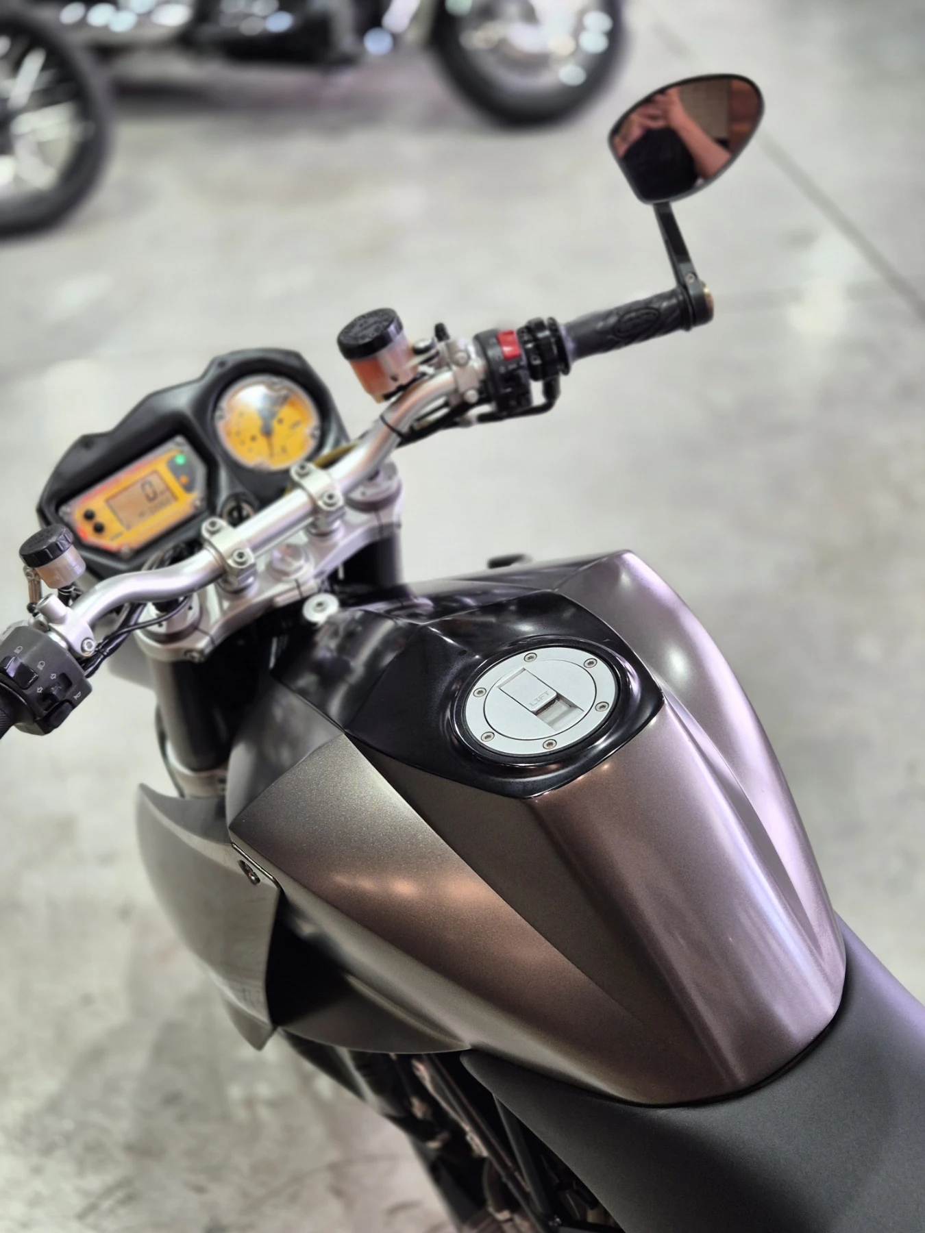 Ktm Super Duke 990 Нов внос от ШВЕЙЦАРИЯ!!!, снимка 16 - Мотоциклети и мототехника - 56071018