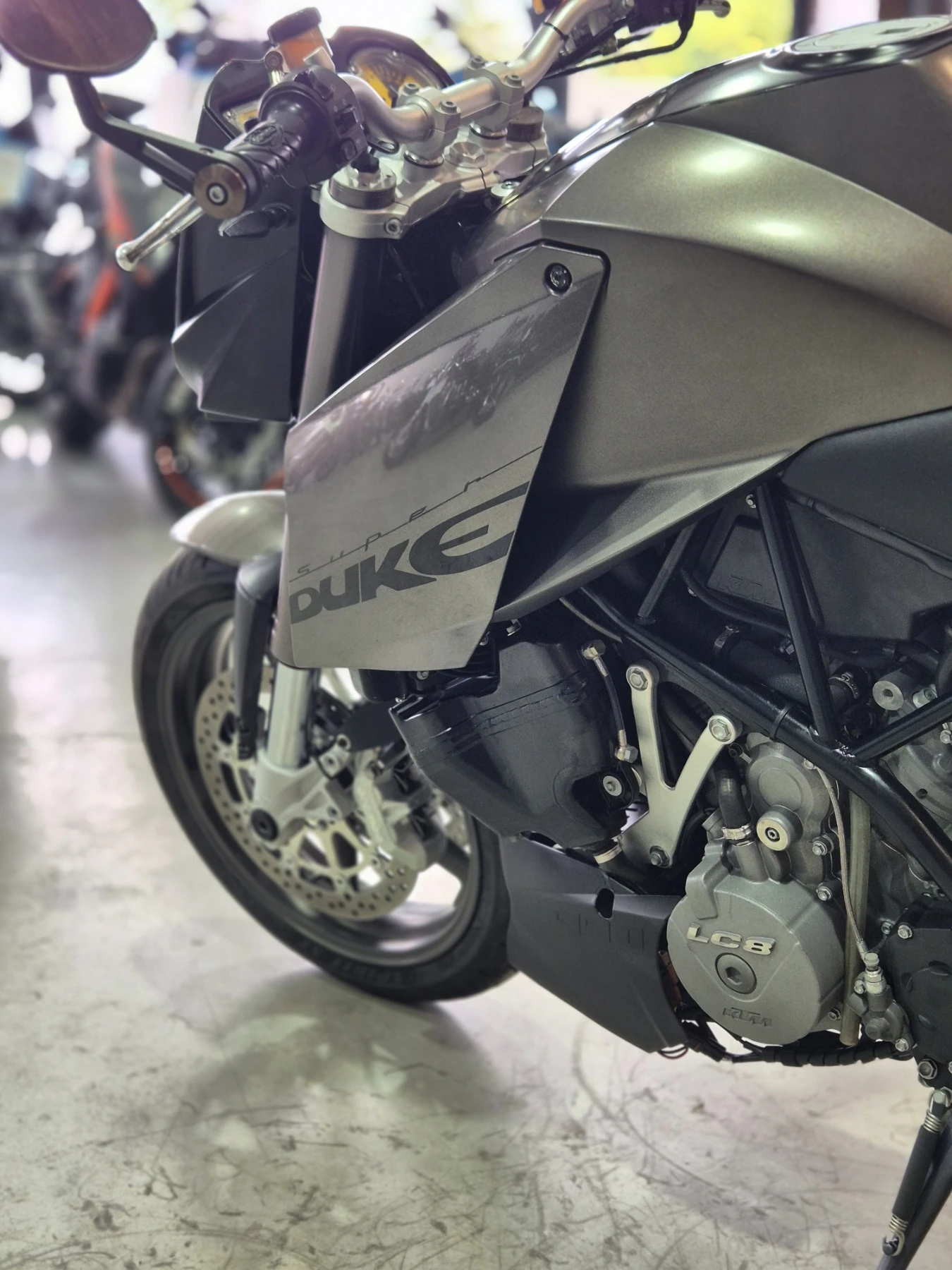 Ktm Super Duke 990 Нов внос от ШВЕЙЦАРИЯ!!!, снимка 11 - Мотоциклети и мототехника - 56071018