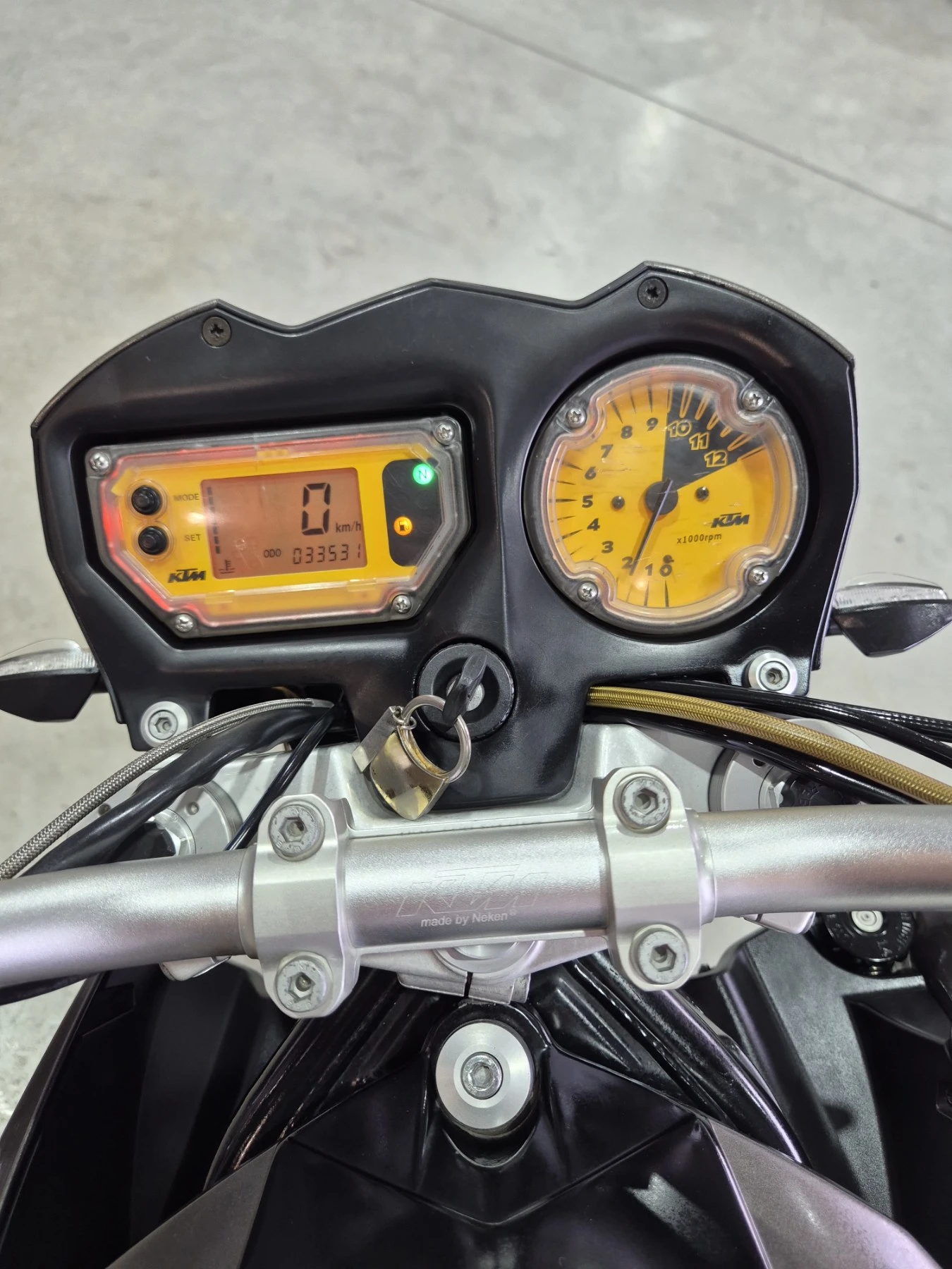 Ktm Super Duke 990 Нов внос от ШВЕЙЦАРИЯ!!!, снимка 17 - Мотоциклети и мототехника - 56071018