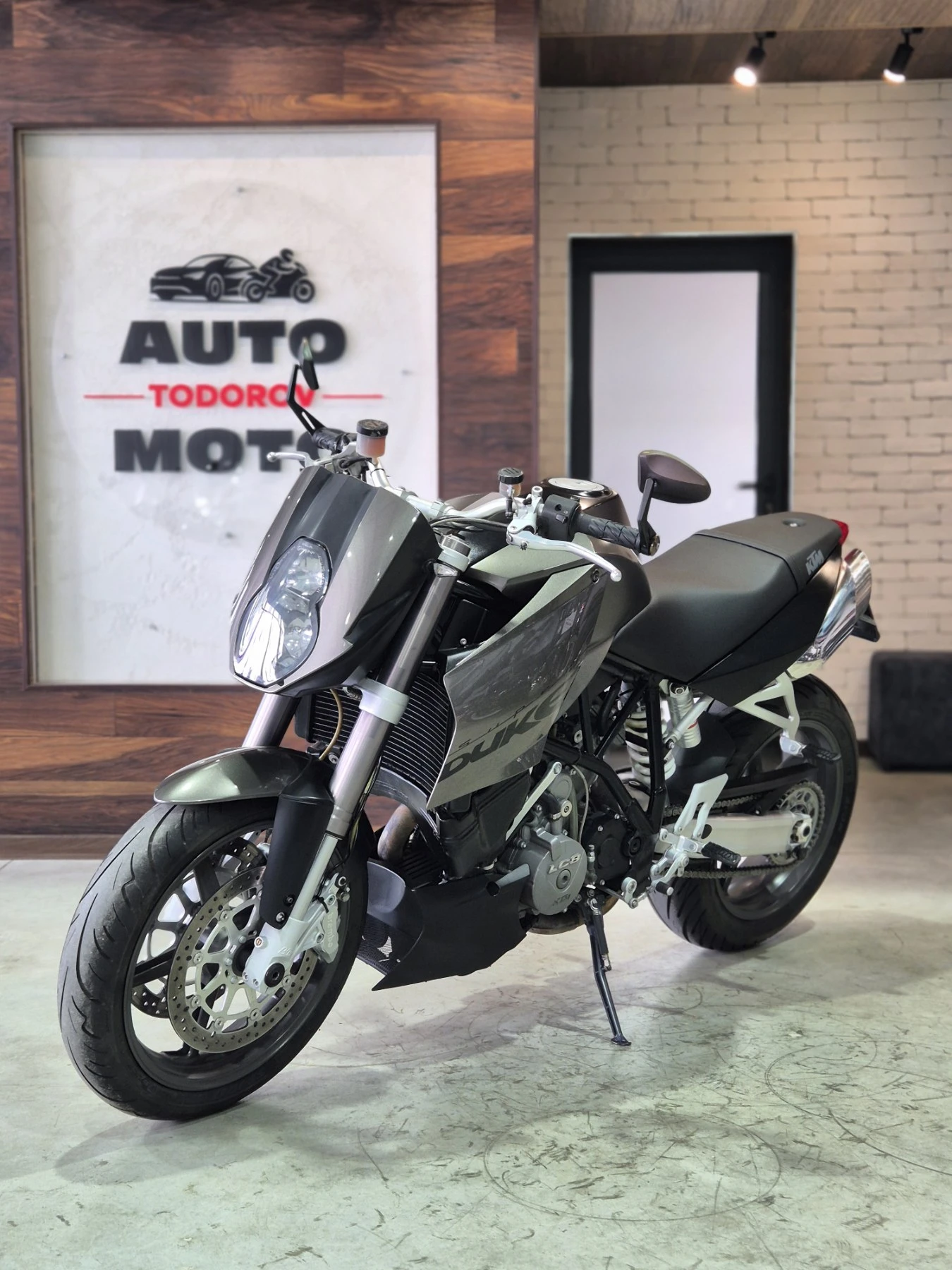 Ktm Super Duke 990 Нов внос от ШВЕЙЦАРИЯ!!!, снимка 3 - Мотоциклети и мототехника - 56071018