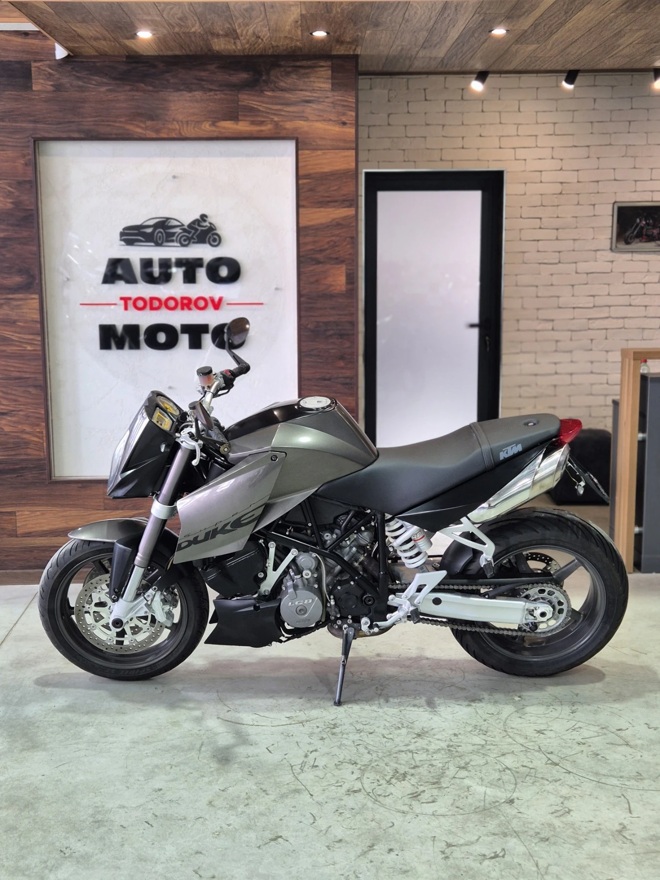 Ktm Super Duke 990 Нов внос от ШВЕЙЦАРИЯ!!!, снимка 4 - Мотоциклети и мототехника - 56071018