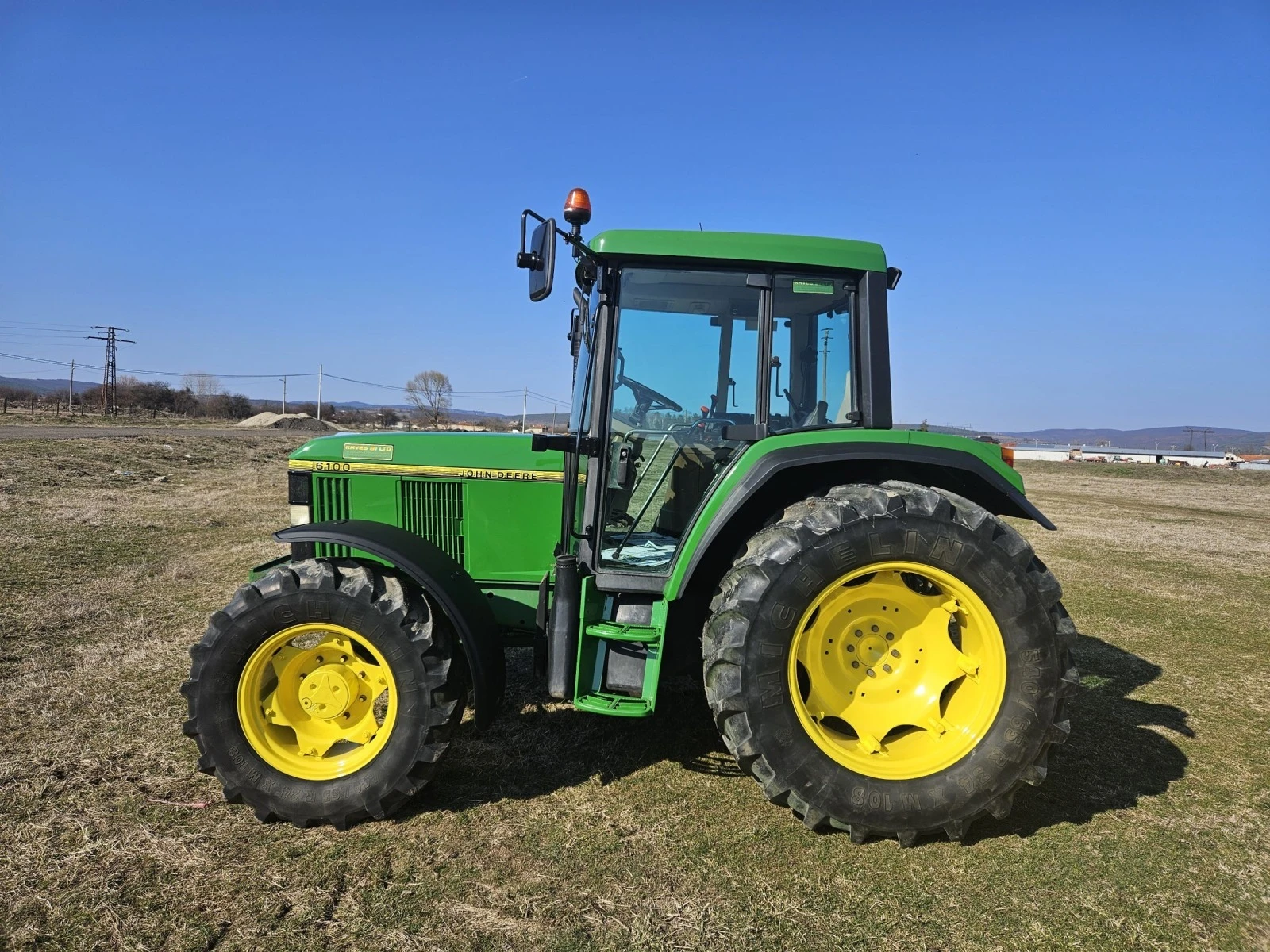 Трактор John Deere 6100 - изображение 5