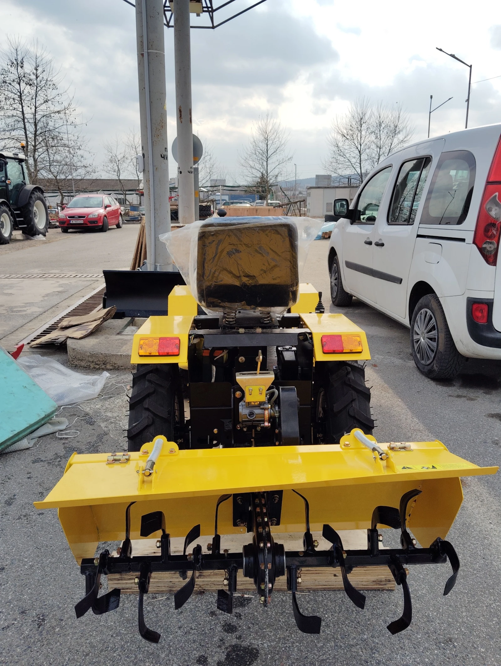 Трактор Друга марка Progarden XS 124 F - изображение 6