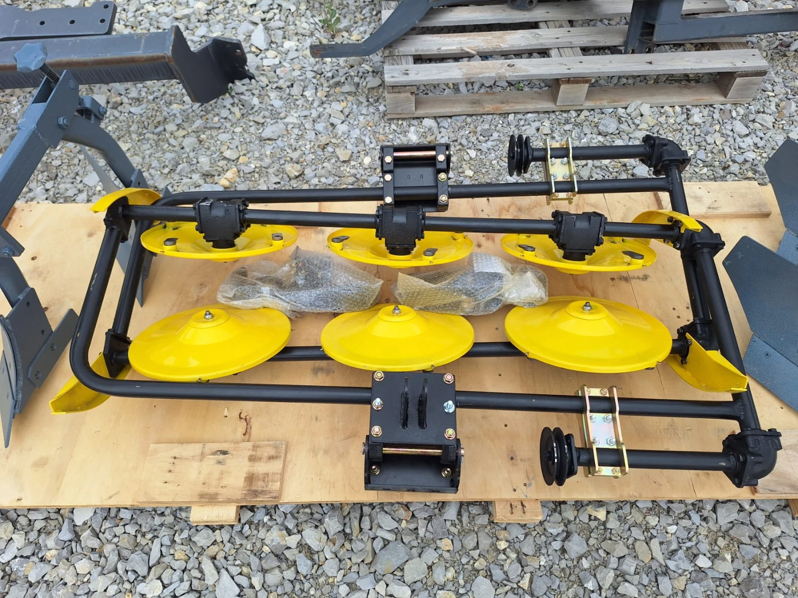 Трактор Друга марка Progarden XS 124 F - изображение 7