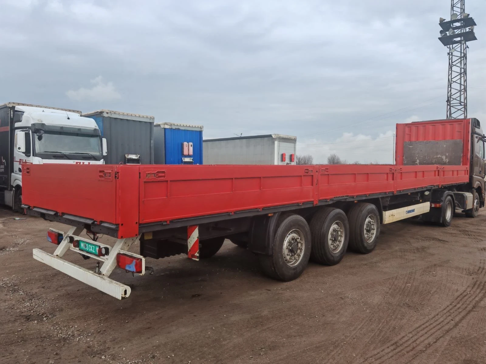 Полуремарке Krone, снимка 3 - Ремаркета - 53759003