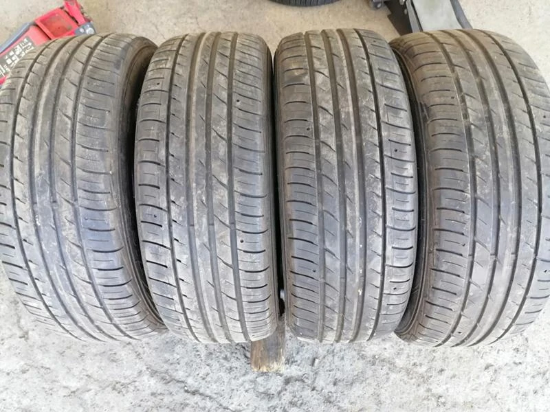 Гуми Летни 225/55R18, снимка 1 - Гуми и джанти - 29888967