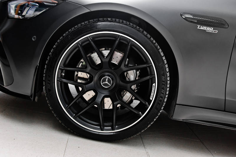 Mercedes-Benz AMG GT 63 Пакет * Designo* , снимка 17 - Автомобили и джипове - 45195357