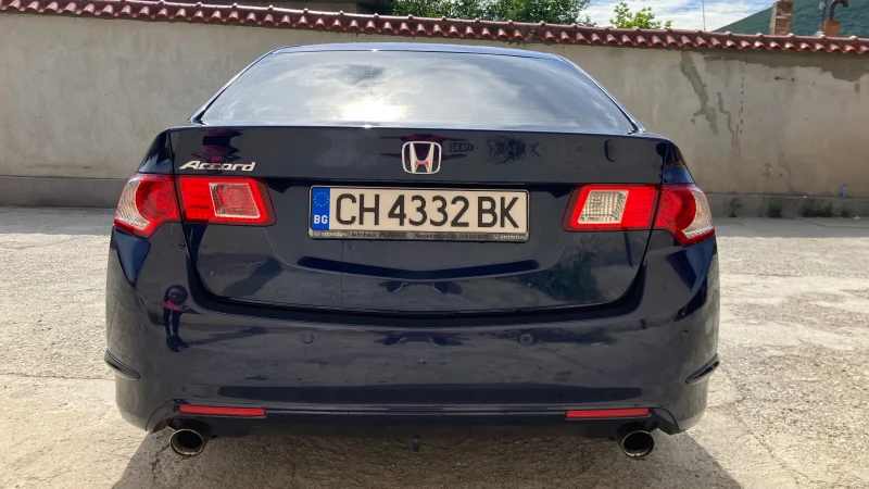 Honda Accord 2.4 EXECUTIVE, снимка 4 - Автомобили и джипове - 47556586