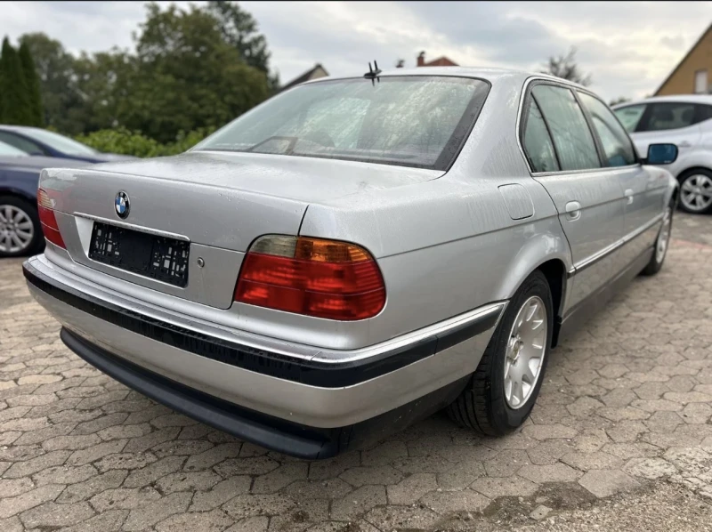 BMW 728, снимка 7 - Автомобили и джипове - 47963591