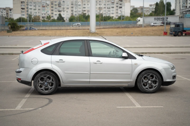 Ford Focus 1.6 LPG, снимка 1 - Автомобили и джипове - 48510648