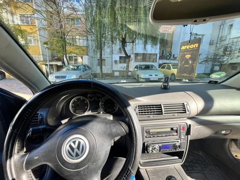 VW Passat, снимка 3 - Автомобили и джипове - 52969871
