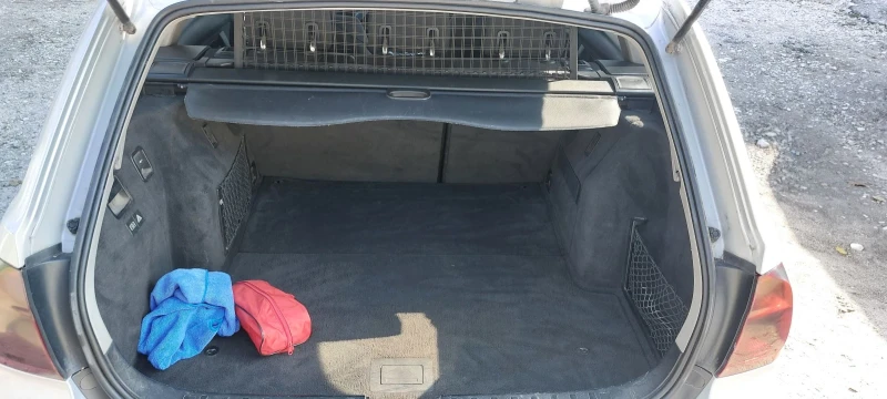 BMW 320, снимка 11 - Автомобили и джипове - 52123241