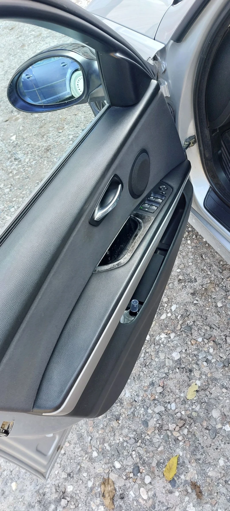 BMW 320, снимка 6 - Автомобили и джипове - 52123241