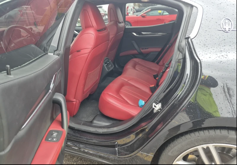 Maserati Ghibli S Q4, снимка 9 - Автомобили и джипове - 52749589