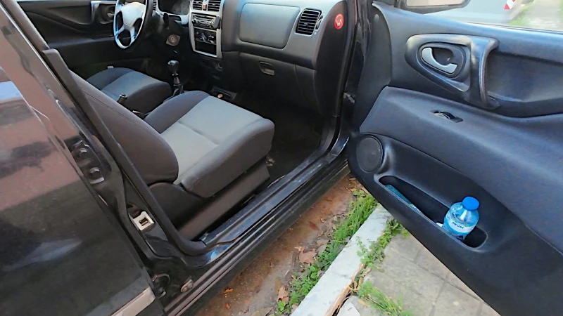 Mitsubishi Space star, снимка 9 - Автомобили и джипове - 52505692