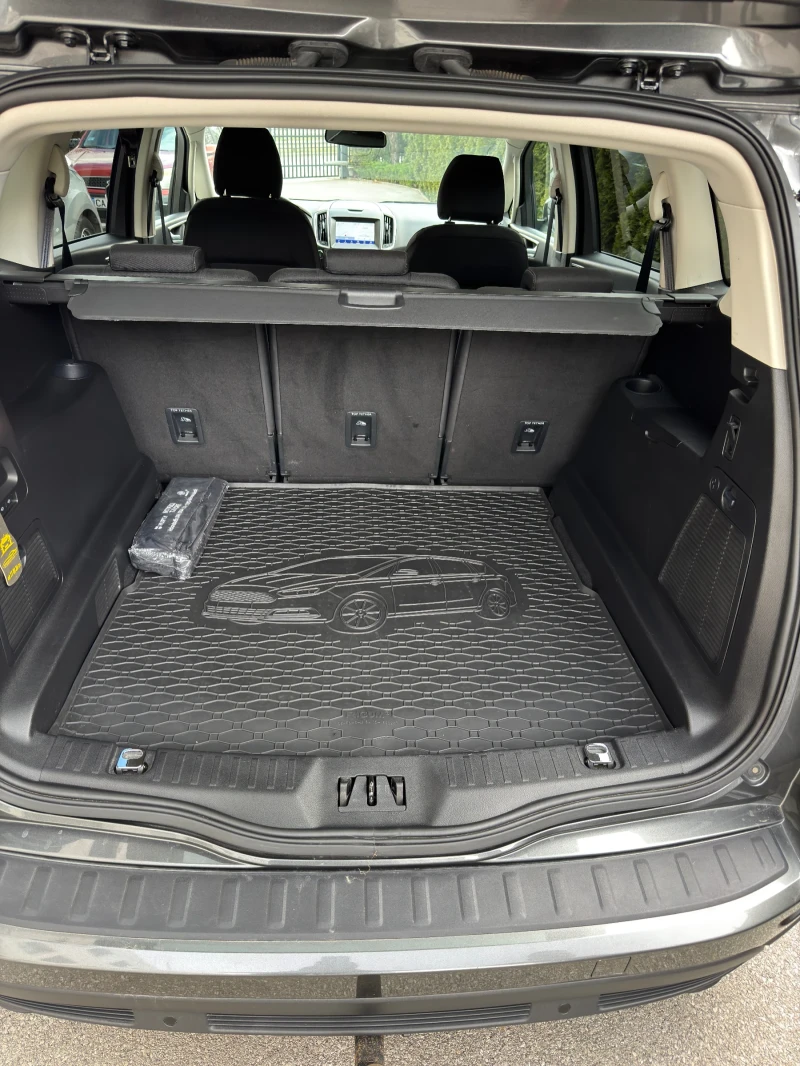 Ford S-Max, снимка 8 - Автомобили и джипове - 53032135