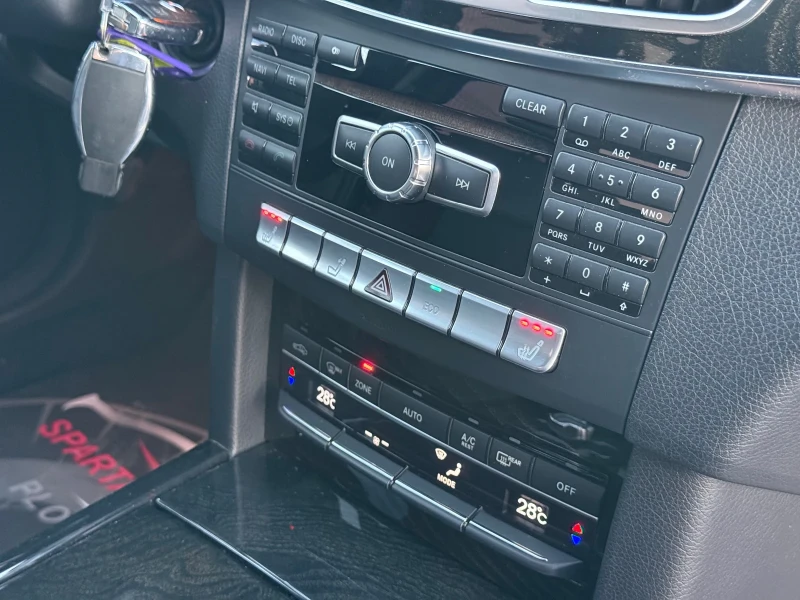 Mercedes-Benz E 220 CDI* 2014г* 180.000КМ* Автоматик* Теглич* , снимка 16 - Автомобили и джипове - 53115567