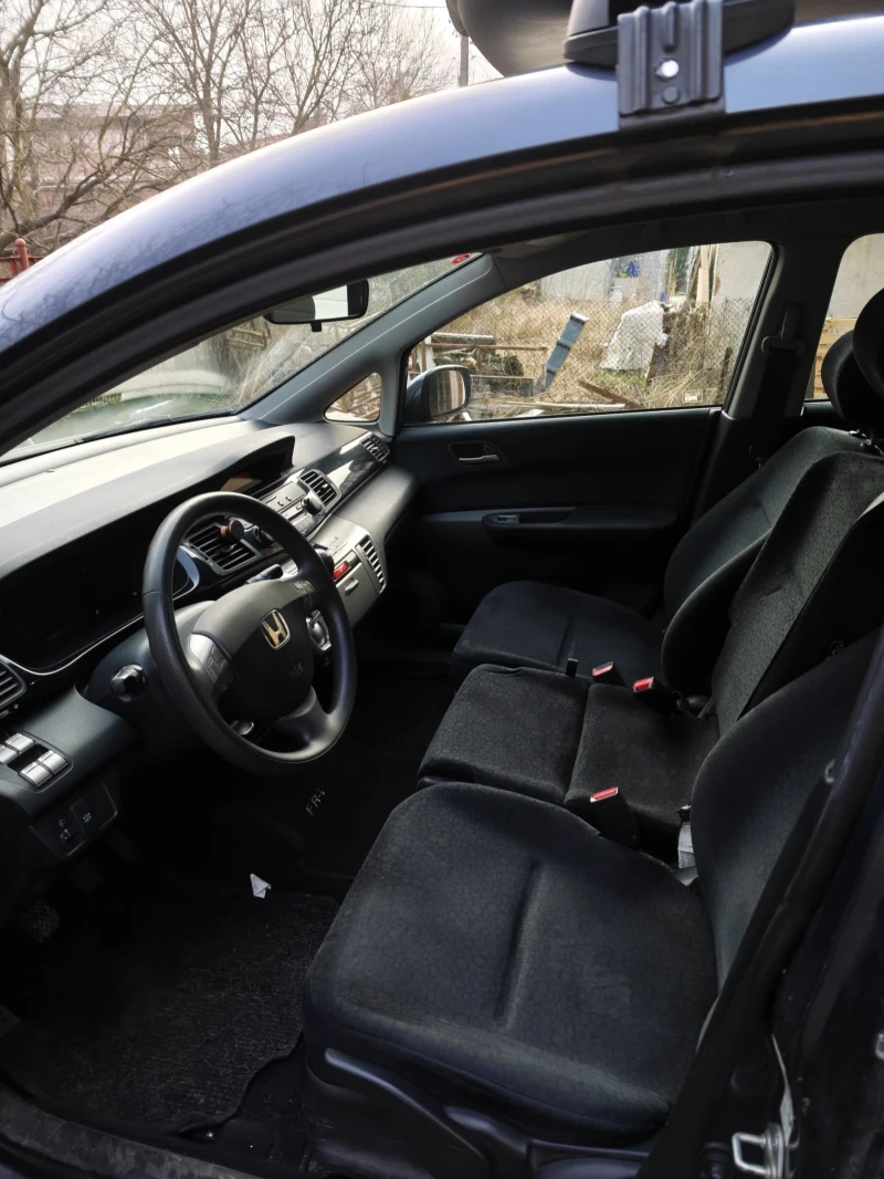Honda Fr-v, снимка 9 - Автомобили и джипове - 53208842
