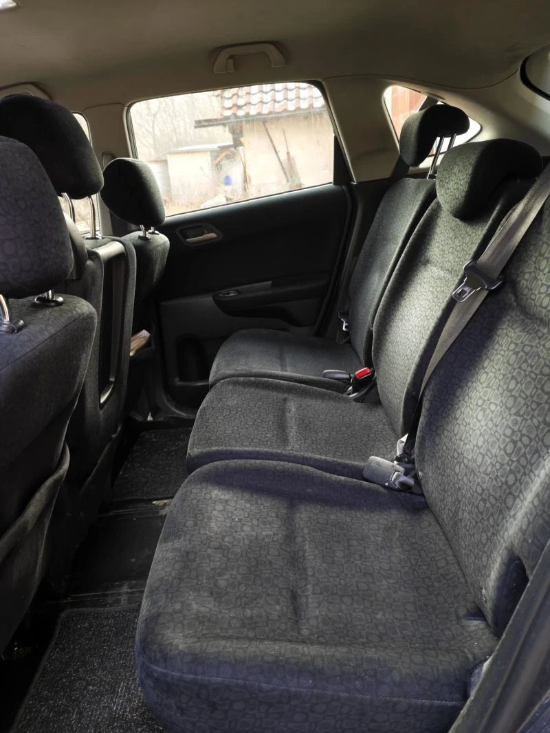 Honda Fr-v, снимка 15 - Автомобили и джипове - 53208842