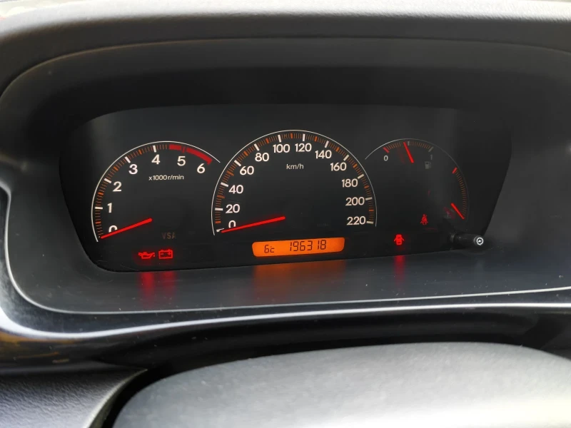 Honda Fr-v, снимка 13 - Автомобили и джипове - 53208842