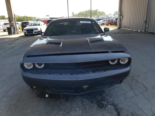 Dodge Challenger, снимка 1 - Автомобили и джипове - 49290135