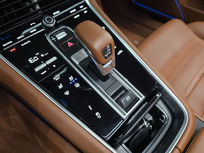 Porsche Panamera 4.0 CVD Automatic, снимка 9 - Автомобили и джипове - 55906395