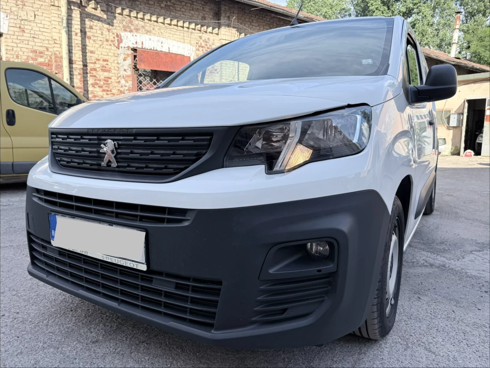 Peugeot Partner 1.5 BLUEHDI ХЛАДИЛЕН 
