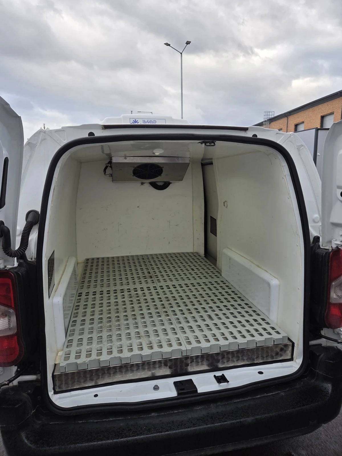 Peugeot Partner 1.5 BLUEHDI ХЛАДИЛЕН 