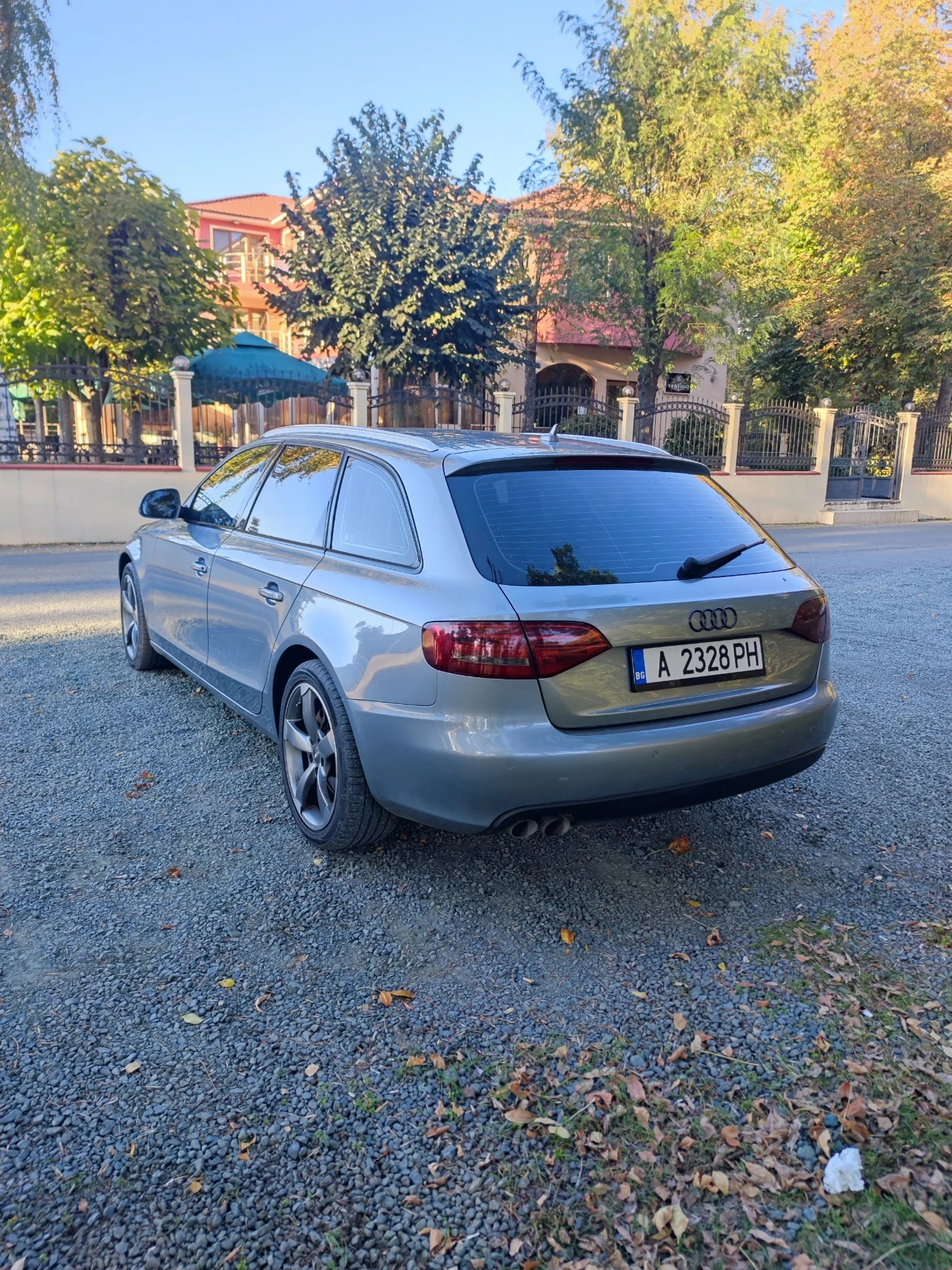 Audi A4 2.0TDI - изображение 4