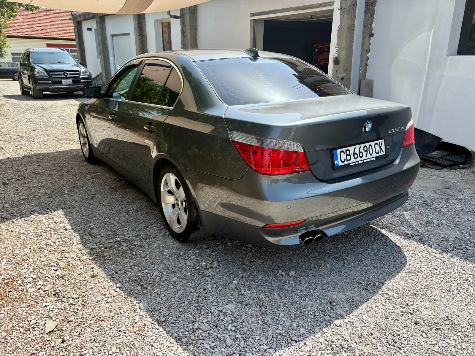 BMW 525 525xi - изображение 4