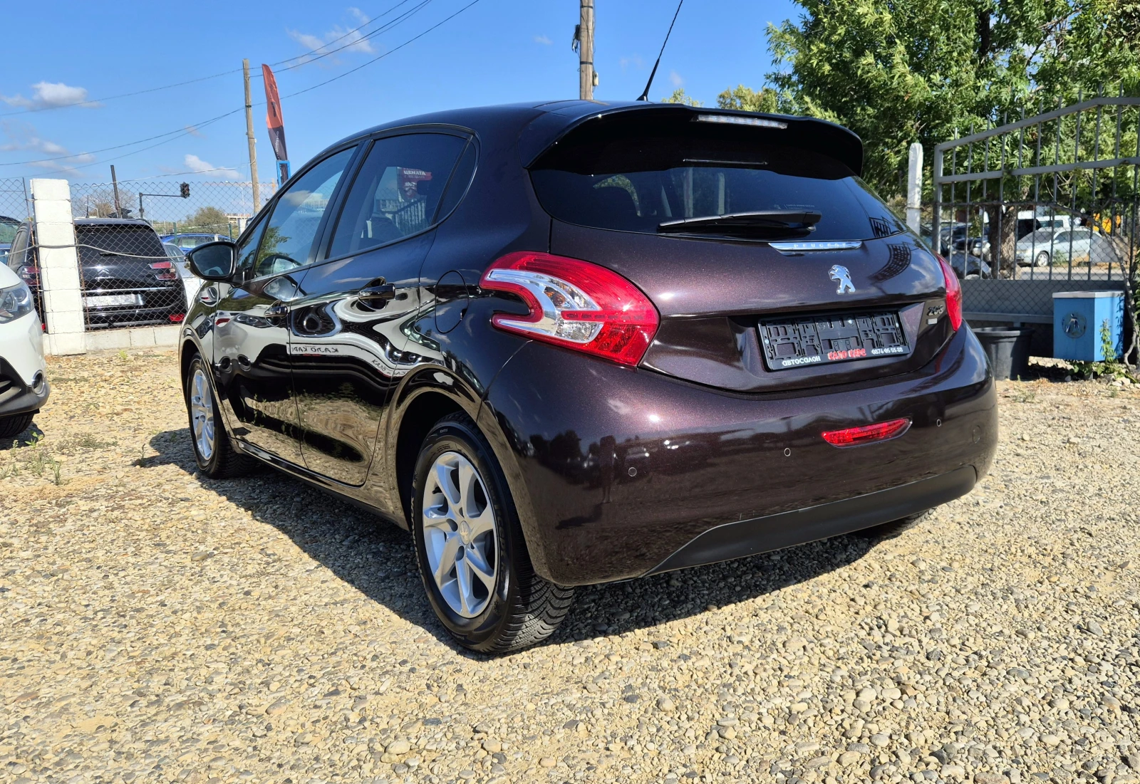 Peugeot 208 АВТОМАТИК - изображение 5