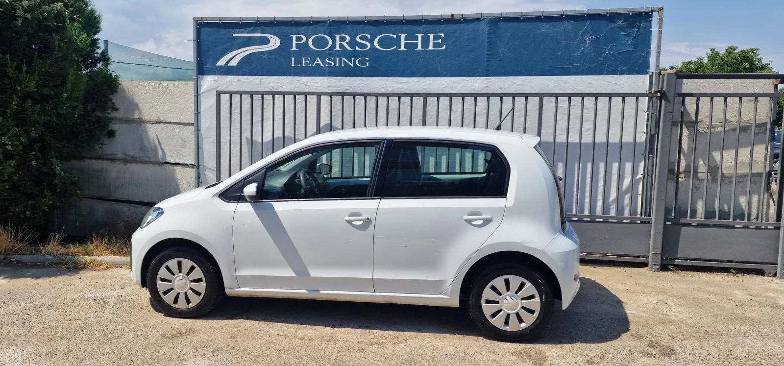VW Up 1.0 EcoFuel - изображение 6