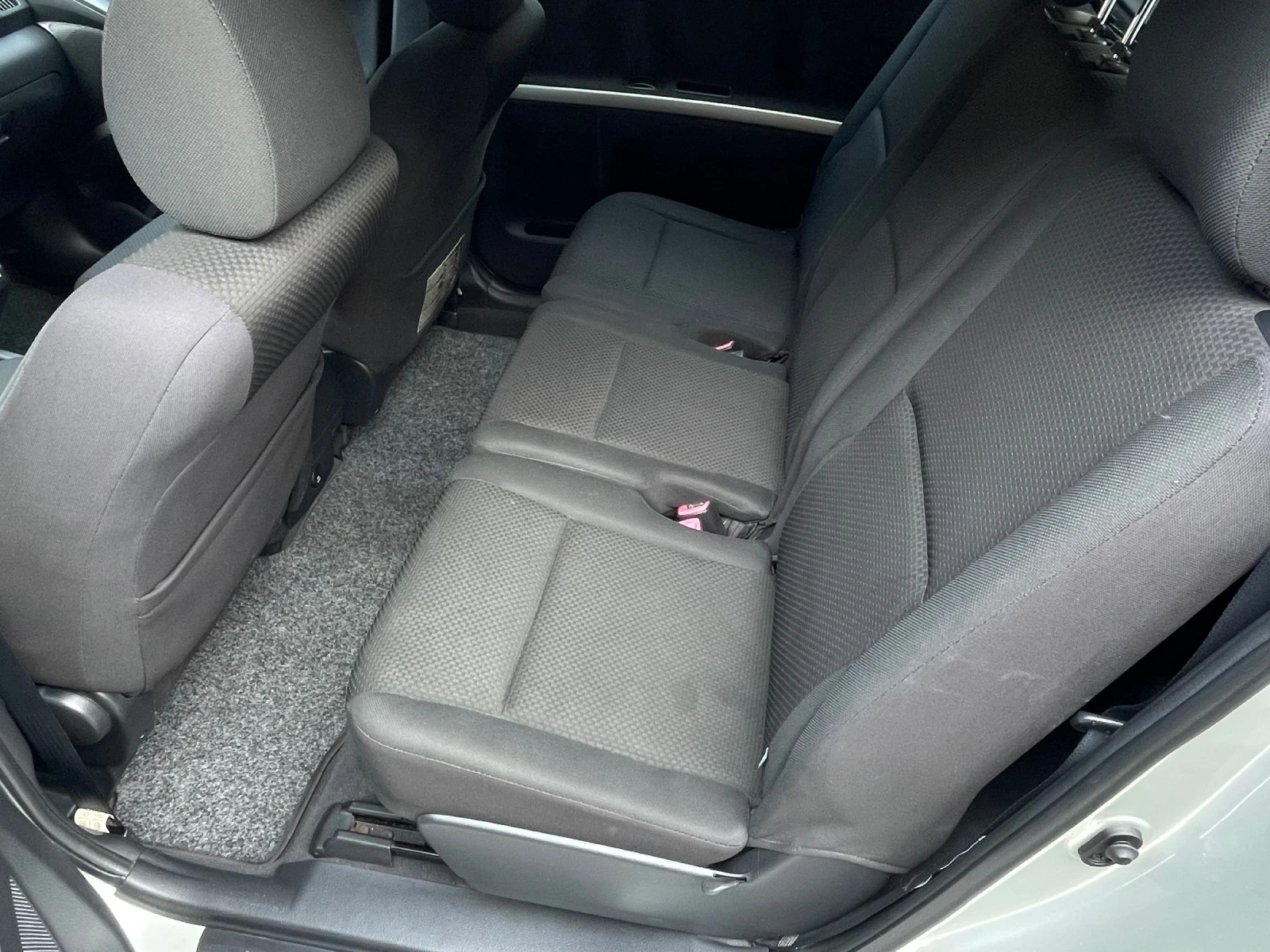 Toyota Corolla verso 1.8 VVT-I | Mobile.bg � ����������� 9