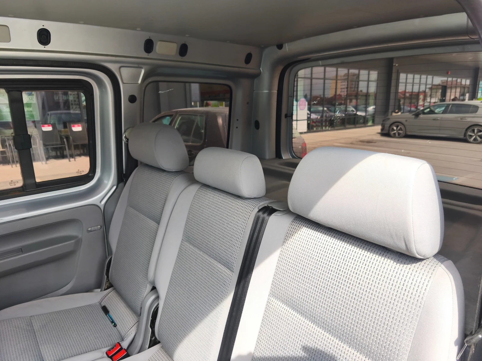 VW Caddy, снимка 8 - Автомобили и джипове - 53925392