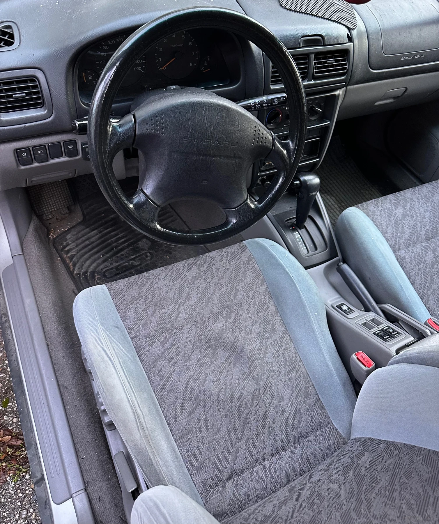 Subaru Forester, снимка 3 - Автомобили и джипове - 53993418