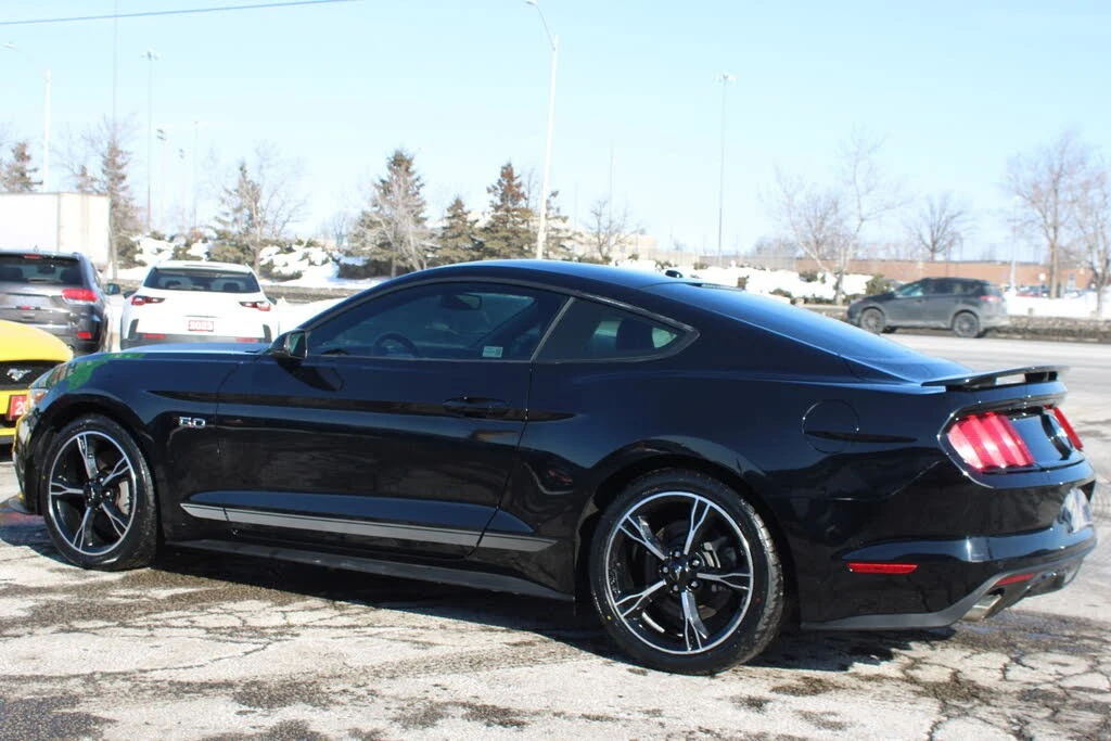 Ford Mustang * PREMIUM* COUPE* АвтоКредит* (ЦЕНА ДО БГ), снимка 2 - Автомобили и джипове - 54102500