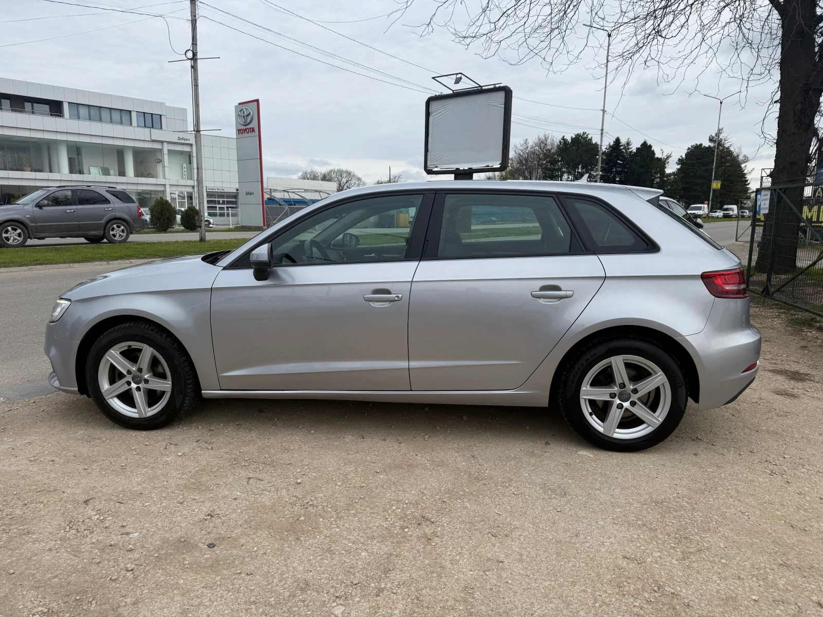 Audi A3 Дистроник, снимка 4 - Автомобили и джипове - 54195413